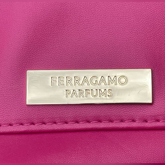 Salvatore Ferragamo Travel Pouch New without tags - Picture 6 of 6